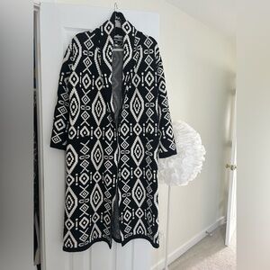 Chic Black and White Geometric Cardigan